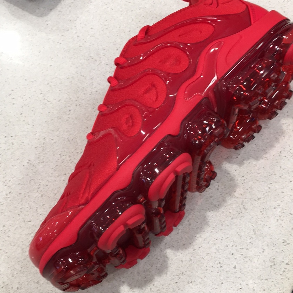 Vapor max . Nike